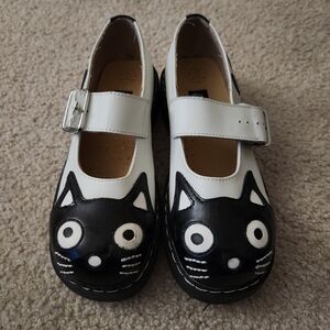 T.U.K Black and White Cat Face Platform Mary Janes